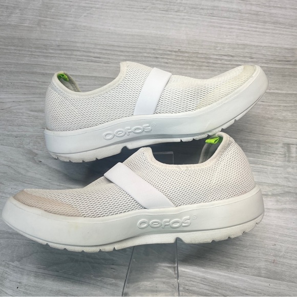 OOFOS OOMG White Mesh Low Sport Recovery Comfort Shoe Women’s Size 5 - Picture 8 of 10